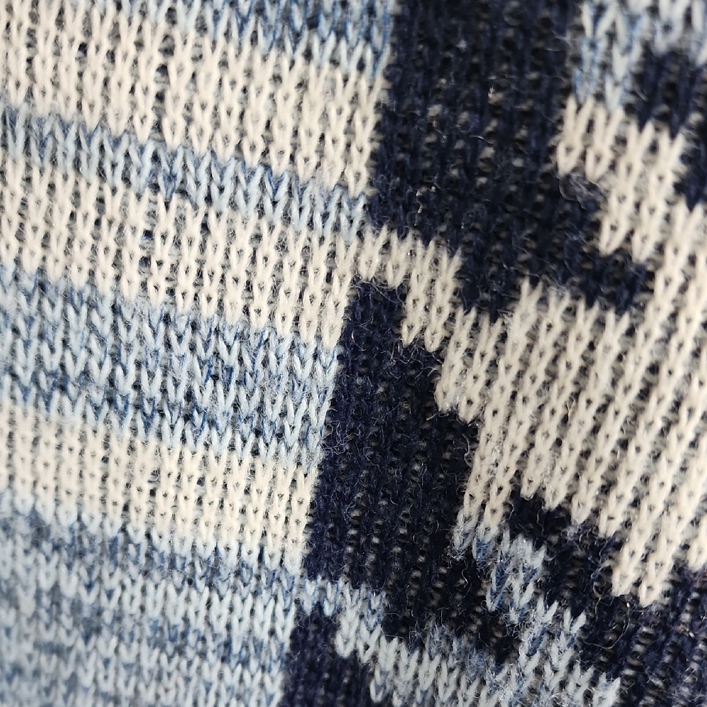 Victoria Jones Woman Patchwork Navy and White Sweater - Picture 4 of 7